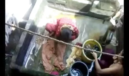 परिपक्व पुरुष सेक्सी फिल्म पिक्चर एक युवा पतला गोरा fucks और गुदा में सह मर्ज करता है