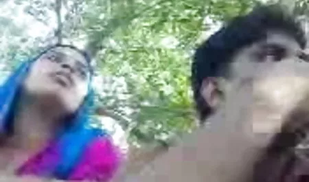 अश्लील कास्टिंग सेक्स करने वाली मूवी करने आई लड़की