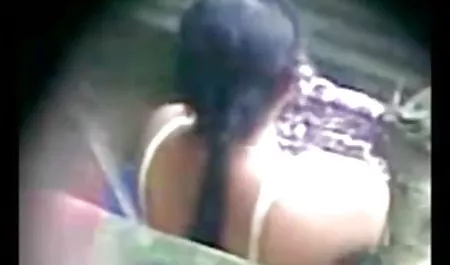 एक उत्तम दर्जे वीडियो सेक्सी फिल्म हिंदी का blowjob के बाद, दोस्त जीभ पर सह लीक हो गया