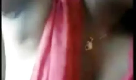एश्टन किशोर रानी सेक्सी फिल्म सेक्स के माध्यम से ऑडिशन से गुजरता है
