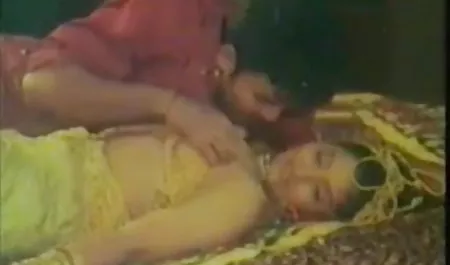 जॉन ने भोजपुरी सेक्सी फिल्म भोजपुरी एक सेक्सी गोरा चुदाई की