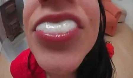 चार्ली चेस सोफे पर cums हिंदी फिल्म सेक्सी फिल्म