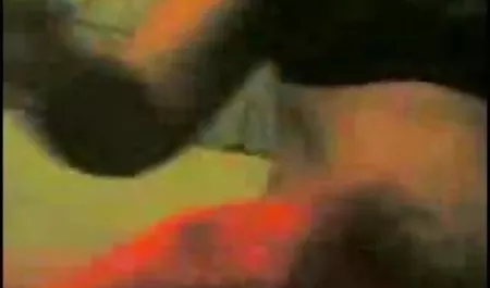 संचिका यूक्रेनी dildo नई सेक्सी मूवी के साथ खेलता है