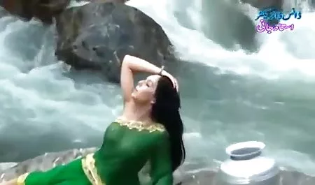टिफ़नी प्रेस्टन हैंडल के सेक्सी हिंदी फिल्म दिखाओ साथ काम करता है
