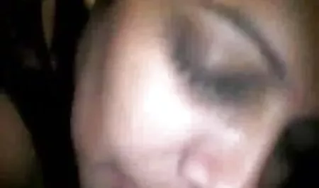 युवा श्यामला समलैंगिकों उत्साहित pussies हिंदी सेक्सी फुल मूवी चाटना और कैंची मुद्रा में रगड़ें