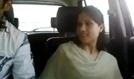 एक ग्राहक एक मालिश की मेज पर गड़बड़ हो जाता फिल्म फुल सेक्सी है