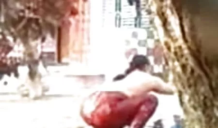 सुनहरे हिंदी में सेक्सी फिल्म हिंदी में सेक्सी बालों वाली लड़की ने एक राक्षस को अपने मुंह में ले लिया