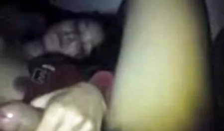 बालों वाली बिल्ली अंग्रेजी फिल्म बीएफ सेक्सी के साथ एशियाई डिक बेकार है