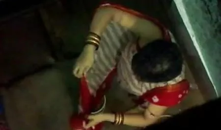 सुंदर आंकड़ा के साथ परिपक्व कुतिया वेब कैमरा सेक्स सेक्सी फिल्म देना सेक्सी चैट में गड़बड़ हो जाता है