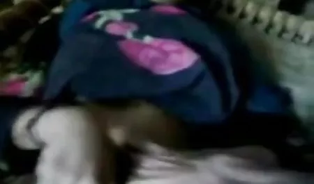 गोरा काइली वेबकेम के सामने नंगा सेक्सी पिक्चर फुल मूवी हो गया