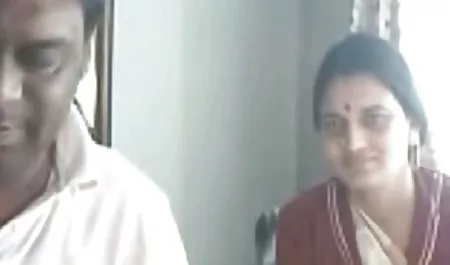 घर सेक्सी फिल्म हिंदी में साड़ी वाली का बना काली कुतिया
