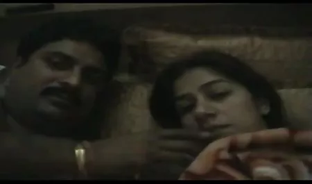 ब्राजील के एक बड़े आदमी के साथ एक पंजाबी सेक्सी फिल्म दिखाइए काले आदमी के साथ शरारती महिला