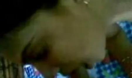 क्यूट चाइनीज महिला अपने बालों वाली चूत को हस्तमैथुन करती है और फिर अपने सहकर्मी को चोदती है मुझे सेक्सी फिल्म