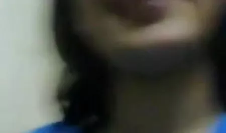 उसे चूत चाटना बहुत अंग्रेजी फुल सेक्सी मूवी पसंद है