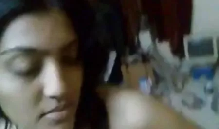 एक क्रूर पुरुष और रेड इंडियन घूमता सेक्सी पिक्चर पूरी है
