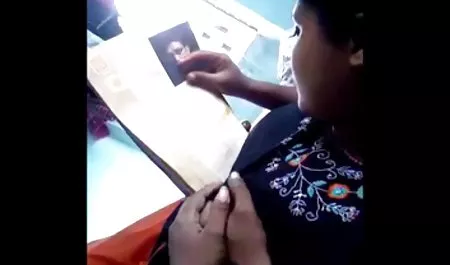 शांत क्षणों का एक चयन जहां पुरुष फूहड़पन से भरे होते हैं। गंदी पिक्चर सेक्सी सुचेक को मुंह, चूत और नितम्ब में शुक्राणु के साथ डाला जाता है, और उनके स्वादिष्ट स्तन पर भी