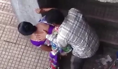 सेक्सी होली प्यार करता है जब सह उसके चेहरे पर काजल सेक्सी फिल्म फैलता है