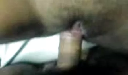 चिंतित काले आदमी ने एक काले वासना वाले कुतिया को उतार दिया और उसे कार में गड़बड़ कर दिया हिंदी की सेक्सी फिल्म