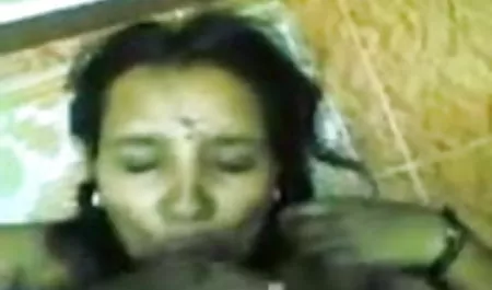 बालों कोई सेक्सी फिल्म दिखाओ वाली योनी के साथ आबनूस एक डिक निगा बेकार है