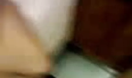 सेक्सी लैटिना रस्सियों से बंधी हुई थी और सेक्सी पिक्चर फिल्म उसकी चूत पर हाथ फेर रही थी