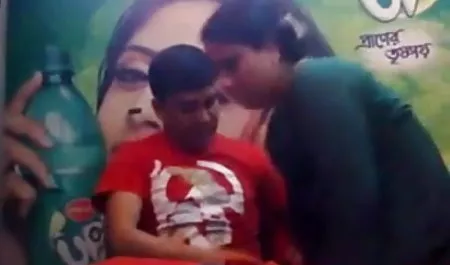 सुंदर गोरा डिक हिंदी में सेक्सी बीएफ मूवी बेकार है