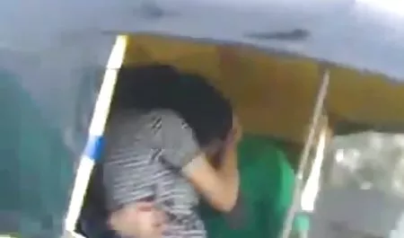 उसके गधे पर पंजाबी सेक्सी फिल्म एक टैटू के साथ कूल कुतिया कुशलता से डिक बेकार है