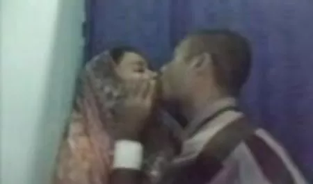 काले बड़े न्यू हिंदी सेक्सी मूवी गधे का आनंद