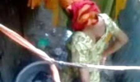 बेब शॉवर में उसे भोजपुरी वीडियो सेक्सी फिल्म गधा और बिल्ली छूत