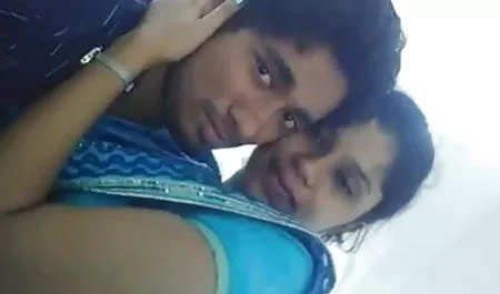बालक ने बच्चे कोनी को लाड़ करने का फैसला किया, और बच्चे के पैरों के बीच एक बड़ा सहयात्री था। खैर, कभी-कभी ऐसा होता है, अधिक परी थोड़ा शर्मिंदा नहीं है और उसे अपने परिचित हॉट एंड सेक्सी फिल्म व्यक्ति के मुंह में डालना शुरू कर दिया है