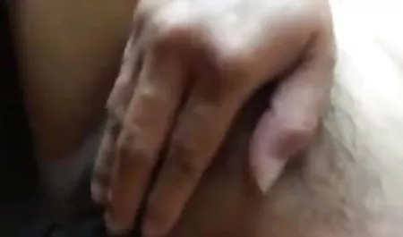 एक सेक्सी जापानी महिला गुणात्मक रूप से अपने प्रेमी के मुंह को मुंह से, गहराई से निगलने ममता कुलकर्णी की सेक्सी फिल्म और पेन और स्पंज के साथ काम करने की प्रक्रिया करती है। उसके बाद, कठोर कठिन उसकी बालों वाली बिल्ली fucks