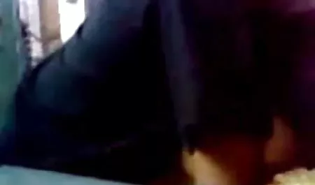 जंगल में हिंदी फिल्म सेक्सी हिंदी नंगी लड़की