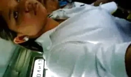 एक सेक्सी श्यामला के लिए एक हॉट डॉग में अविश्वसनीय रूप से मोटा काला इंग्लिश बीपी सेक्सी फिल्म मुर्गा