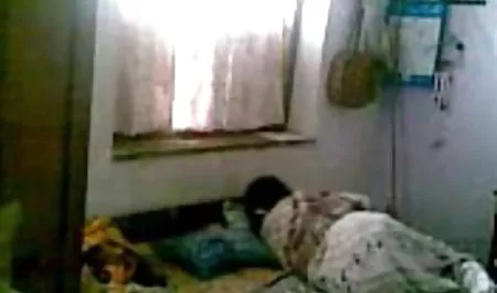 शौचालय में असली शौकिया मोनालिसा का सेक्सी फिल्म blowjob