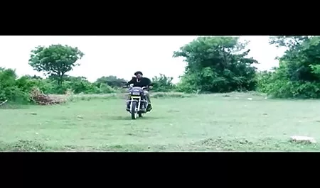 गाइ फ्राई अंग्रेजी फिल्म बीएफ सेक्सी मम्मी