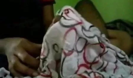 पूल के पास दो समुद्री मील के लिए शुक्राणु से भरा मुंह हिंदी में सेक्सी पिक्चर दिखाइए
