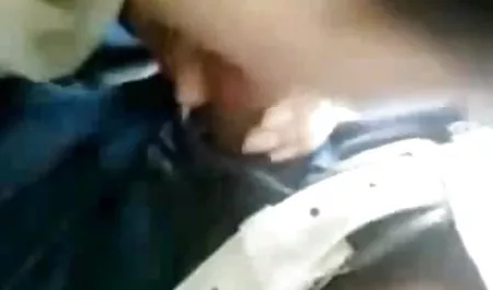 बीडीएसएम लव सेक्स फिल्म क्लब में सींग का बना दोस्त मुश्किल गोरा बाध्य करता है