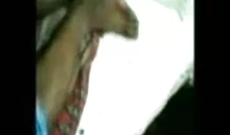 अपने सबसे कामुक पोशाक में तैयार होने मद्रासी सेक्सी पिक्चर वीडियो के बाद, एक सेक्सी लड़की नाश्ते के लिए इंतजार कर रहे युवा पति या पत्नी की आंखों के सामने आती है, जो इस जादुई कोक्वे का विरोध नहीं कर सकती थी और अपनी गर्म चूत में इसे फेंटेगी