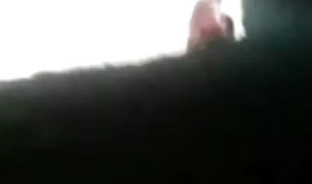 परिपक्व कुतिया स्नान से बाहर नंगि फिल्म सेक्सी हो गई और कैमरे के सामने अपने शरीर को दिखाती है